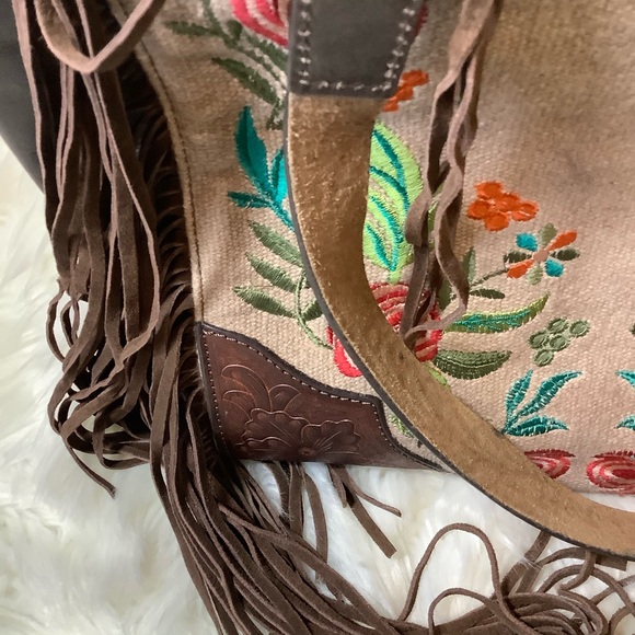 Ariat Western Women Tote Bag Fringe Floral Concealed Carry Brown Embroidered NWT - Picture 2 of 13